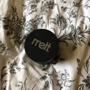 Melt eyeshadow stack